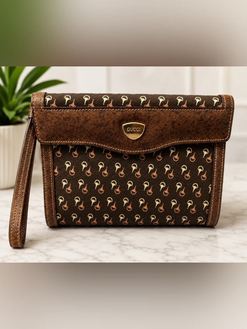 Gucci Horsbit Monogram Clutch/wristlet *EUC*